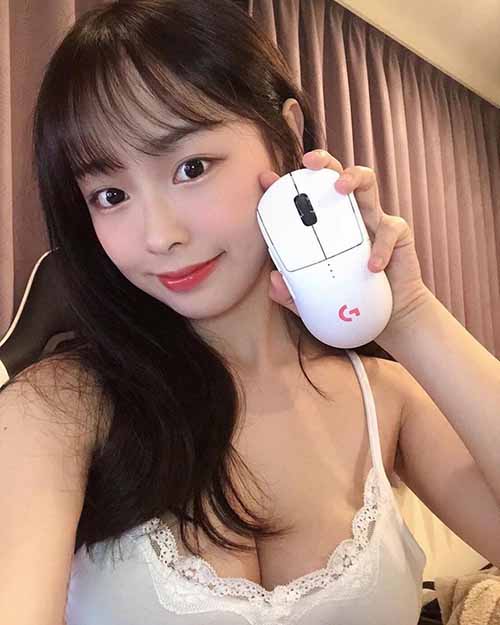 Streamer Xiang Xiang lộ clip sex
