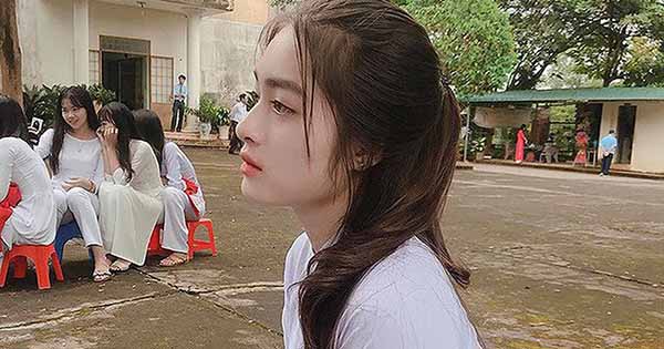clip-nu-sinh-thpt-phu-ngoc-3