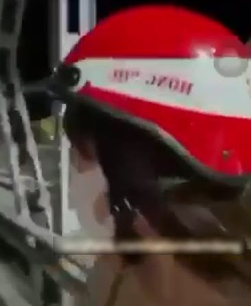 clip cầu Trường Tiền người phụ nữ lột đồ