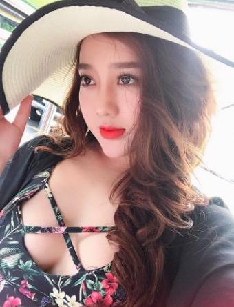 Máy bay bà già Quận 2