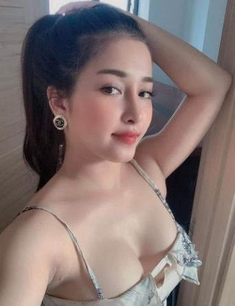 Máy bay bà già Quận 4